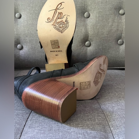 FREE PEOPLE BUCKLE UP BABY BLOCK HEELS - Picture 8 of 11